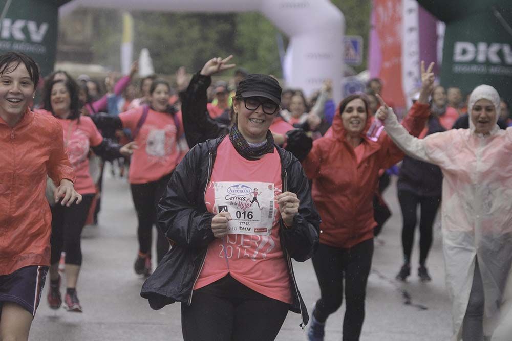 Carrera de la Mujer Madrid Meta 10 Arco izquierdo de 9.48 a 10.00