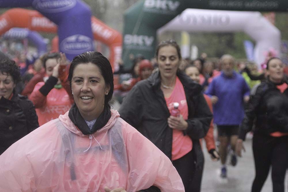 Carrera de la Mujer Madrid Meta 10 Arco izquierdo de 9.48 a 10.00