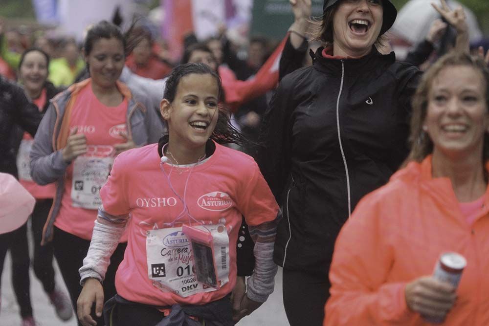 Carrera de la Mujer Madrid Meta 10 Arco izquierdo de 9.48 a 10.00