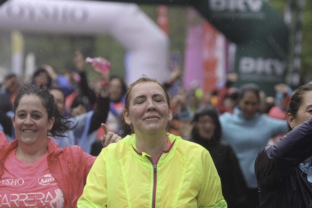 Carrera de la Mujer Madrid Meta 10 Arco izquierdo de 9.48 a 10.00