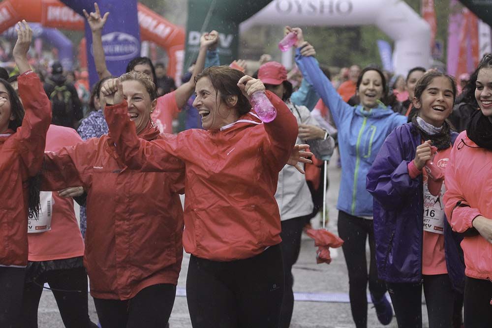 Carrera de la Mujer Madrid Meta 10 Arco izquierdo de 9.48 a 10.00