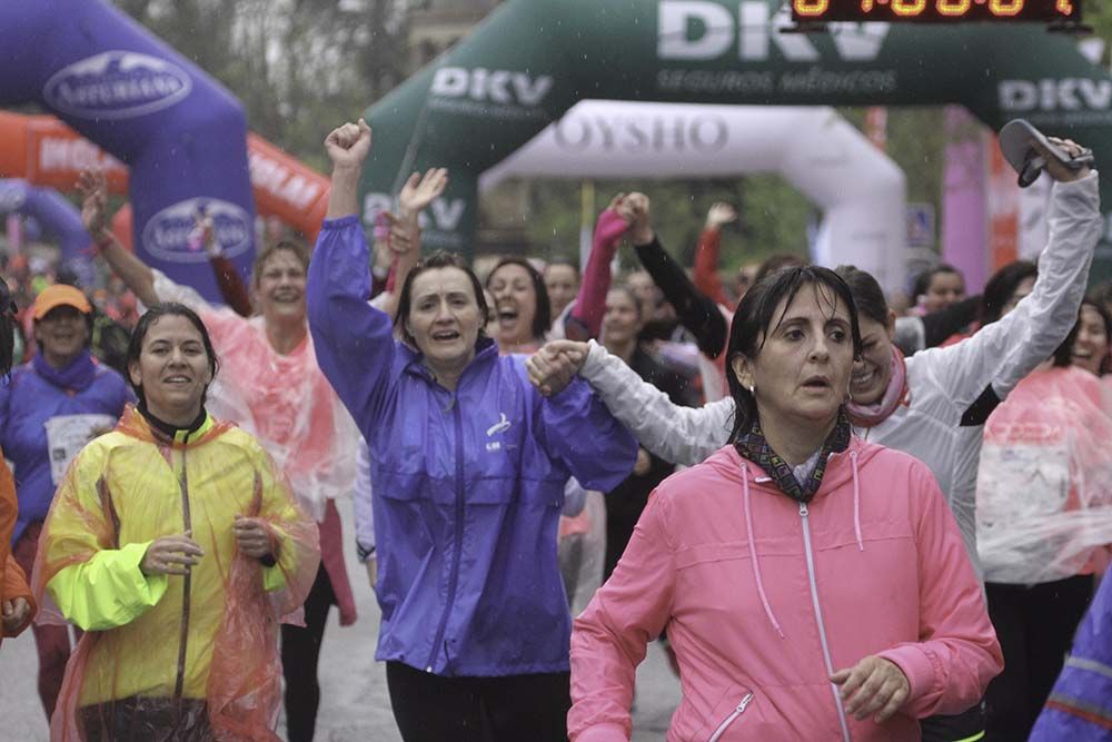 Carrera de la Mujer Madrid Meta 10 Arco izquierdo de 9.48 a 10.00