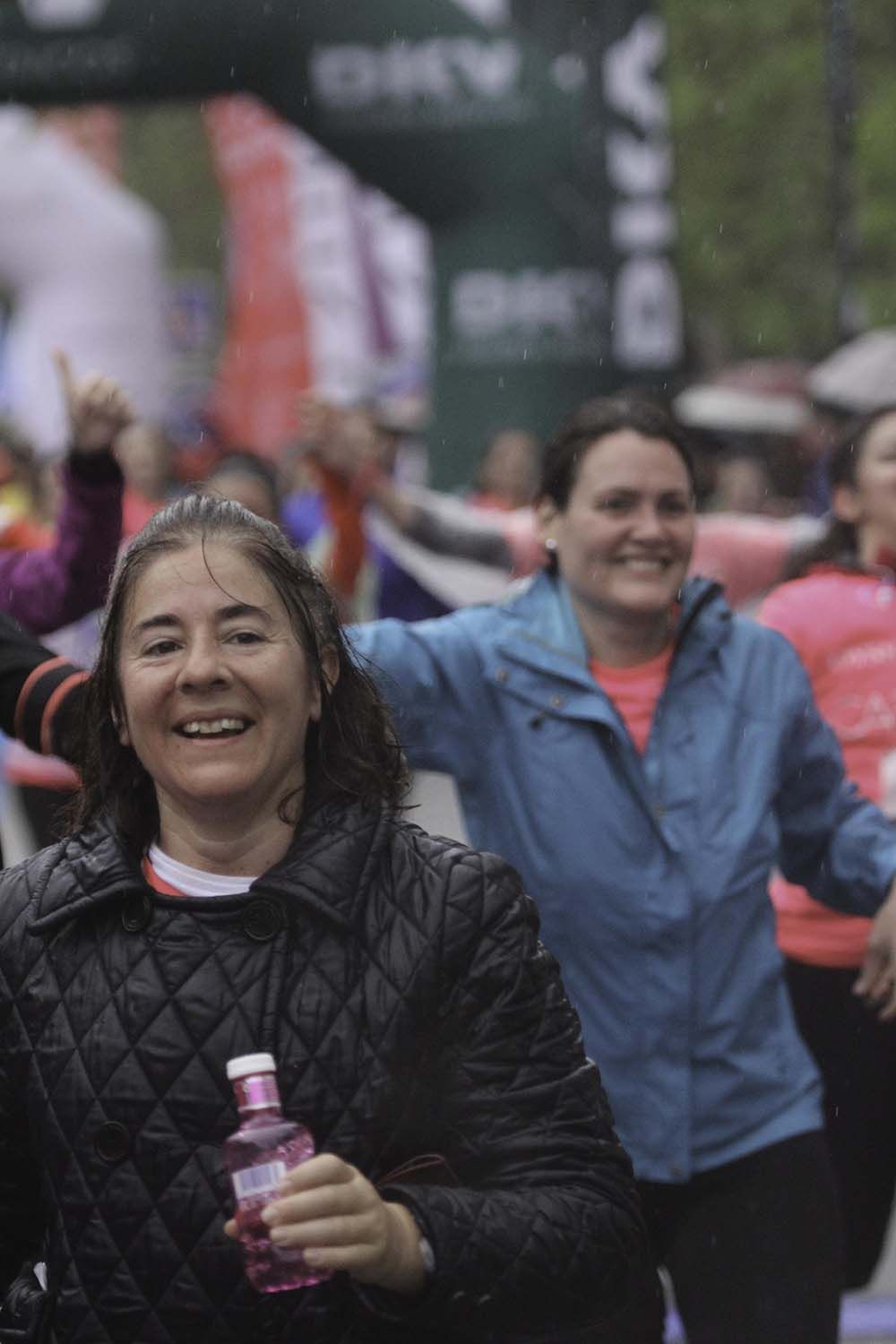Carrera de la Mujer Madrid Meta 10 Arco izquierdo de 9.48 a 10.00