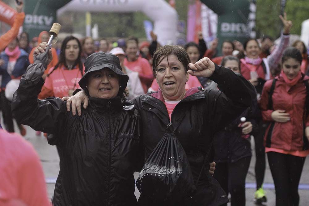 Carrera de la Mujer Madrid Meta 10 Arco izquierdo de 9.48 a 10.00