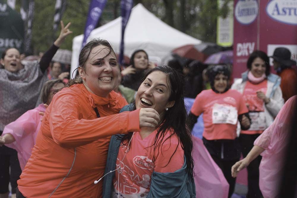 Carrera de la Mujer Madrid Meta 10 Arco izquierdo de 9.48 a 10.00