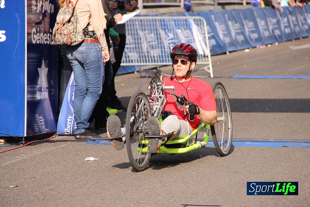 Carrera Liberty meta 1 (hasta 42:44 )