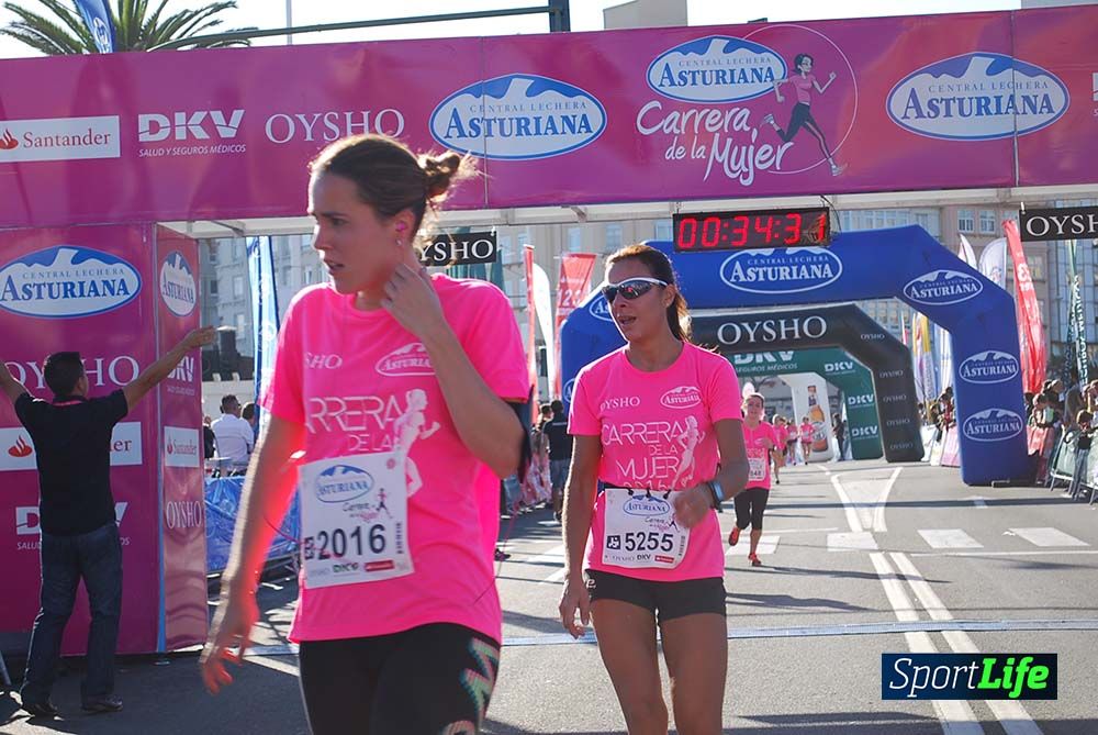 Carrera de la Mujer A Coruña meta 1 (de 00:26 a 00:35))