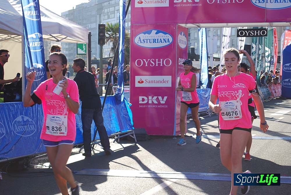 Carrera de la Mujer A Coruña meta 1 (de 00:26 a 00:35))