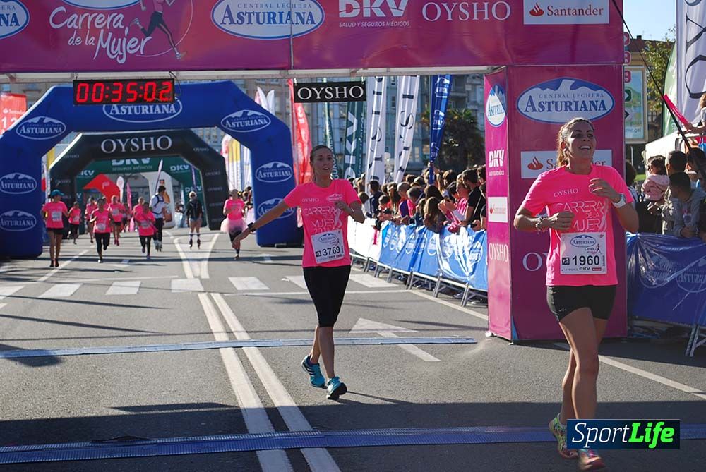 Carrera de la Mujer A Coruña meta 1 (de 00:26 a 00:35))