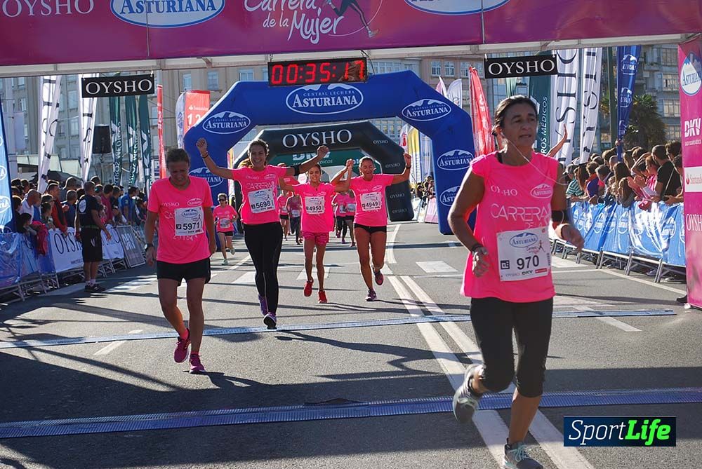 Carrera de la Mujer A Coruña meta 1 (de 00:26 a 00:35))