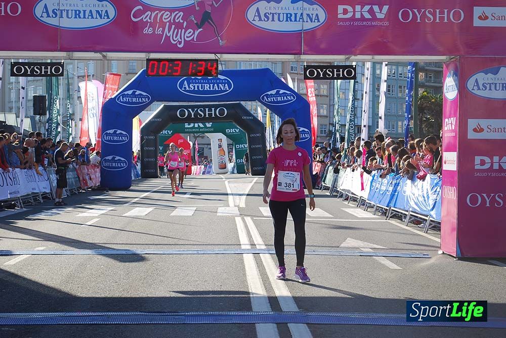 Carrera de la Mujer A Coruña meta 1 (de 00:26 a 00:35))