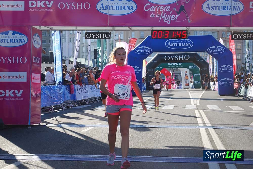Carrera de la Mujer A Coruña meta 1 (de 00:26 a 00:35))