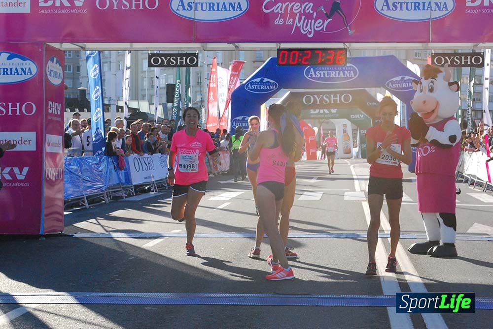 Carrera de la Mujer A Coruña meta 1 (de 00:26 a 00:35))
