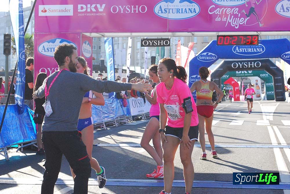 Carrera de la Mujer A Coruña meta 1 (de 00:26 a 00:35))