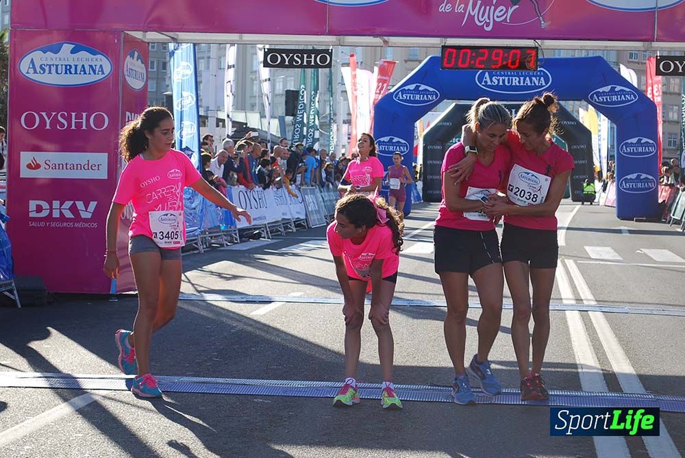 Carrera de la Mujer A Coruña meta 1 (de 00:26 a 00:35))