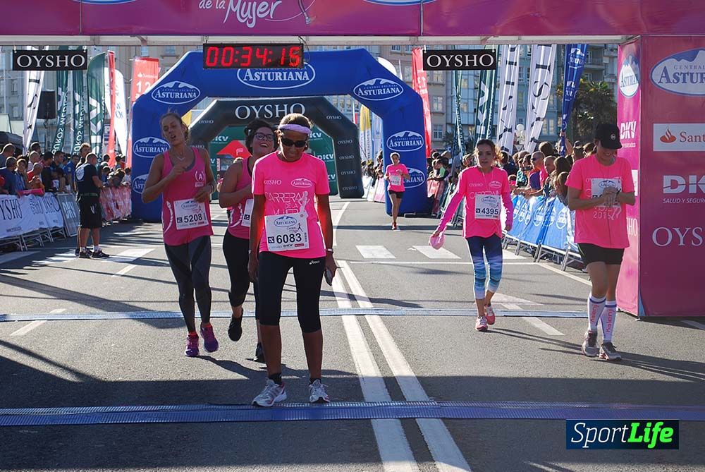 Carrera de la Mujer A Coruña meta 1 (de 00:26 a 00:35))