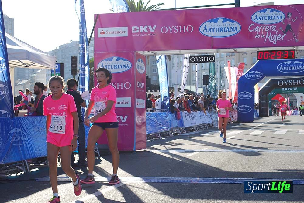 Carrera de la Mujer A Coruña meta 1 (de 00:26 a 00:35))