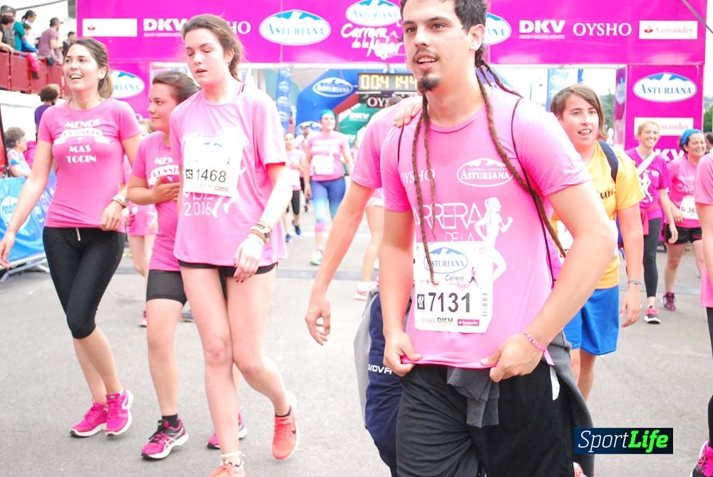 Carrera de la Mujer de Gijón meta 2 (de 30:51 a 41.44)
