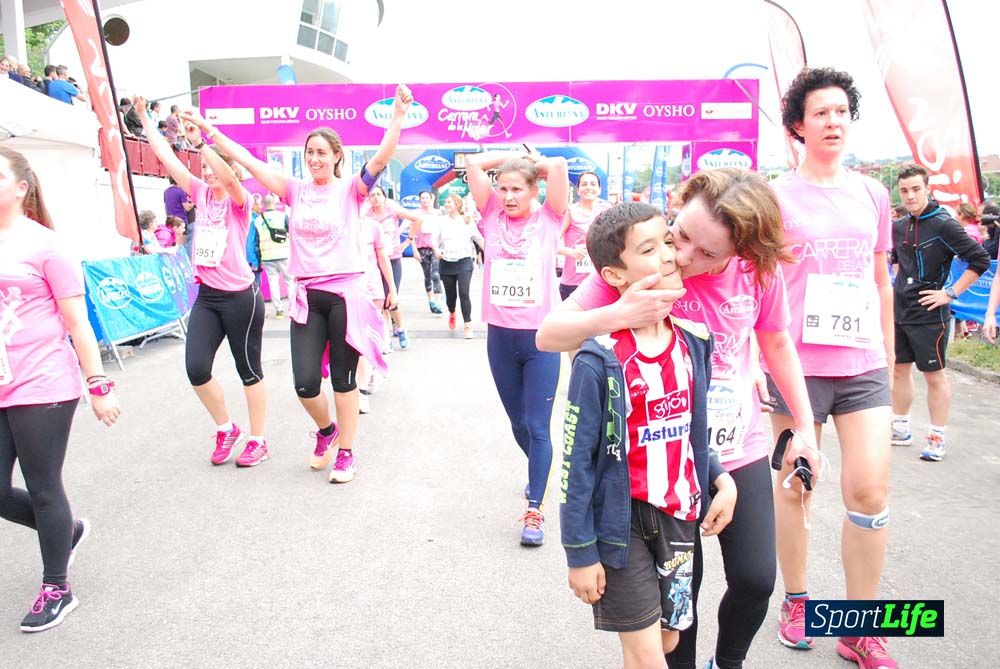 Carrera de la Mujer de Gijón meta 2 (de 30:51 a 41.44)