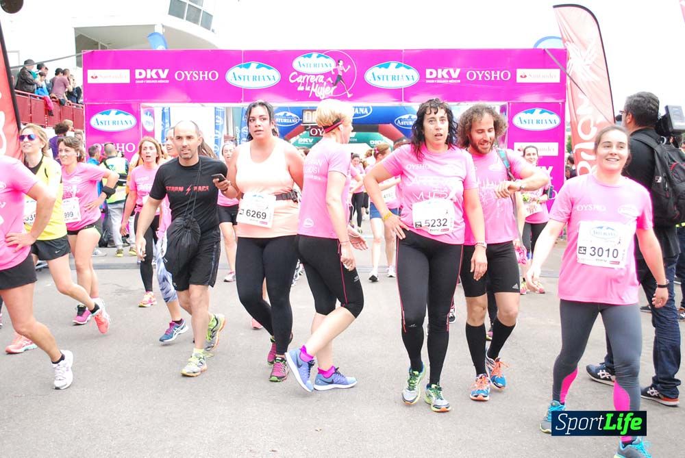 Carrera de la Mujer de Gijón meta 2 (de 30:51 a 41.44)