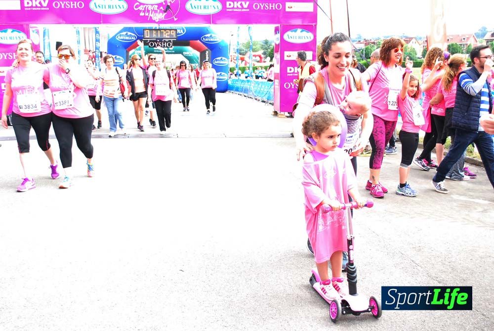 Carrera de la Mujer Gijón meta 7 (de 1h10 a 1h26))