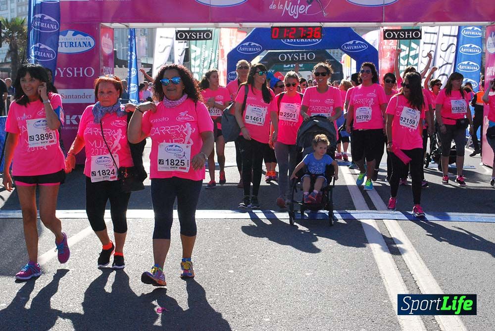 Carrera de la Mujer A Coruña meta 9 (de 1h 23´hasta el cierre de carrera)