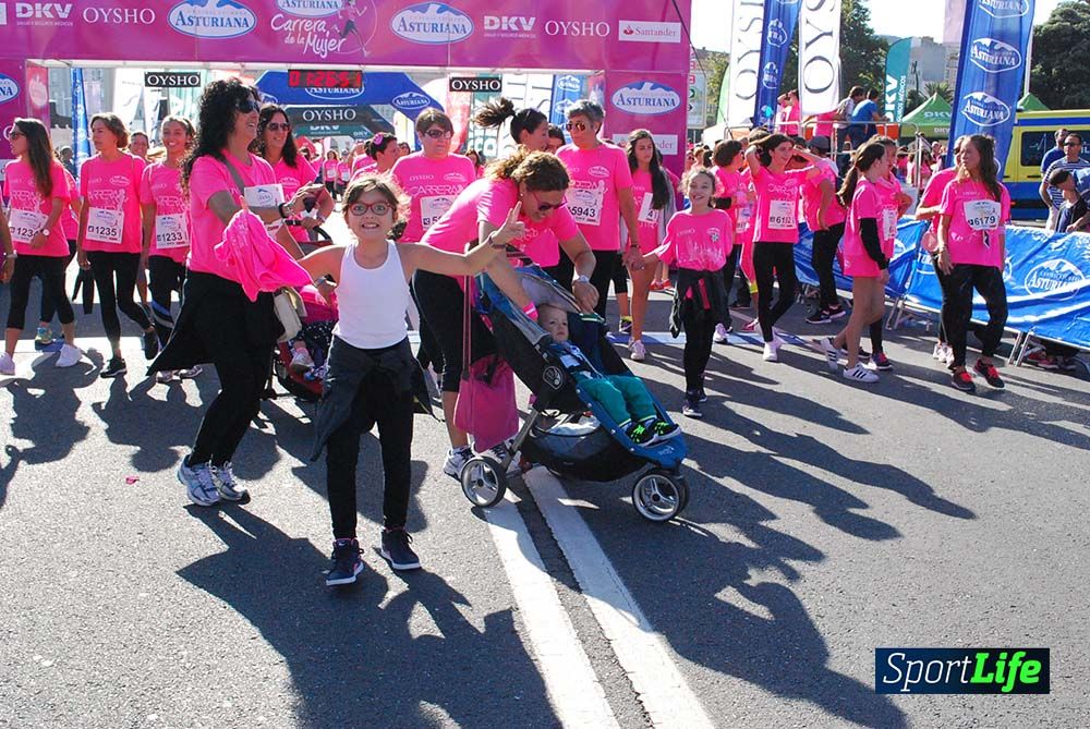 Carrera de la Mujer A Coruña meta 9 (de 1h 23´hasta el cierre de carrera)