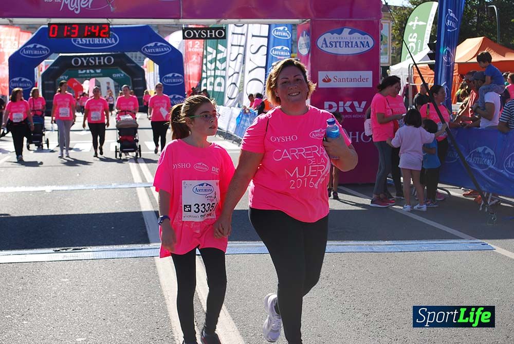 Carrera de la Mujer A Coruña meta 9 (de 1h 23´hasta el cierre de carrera)