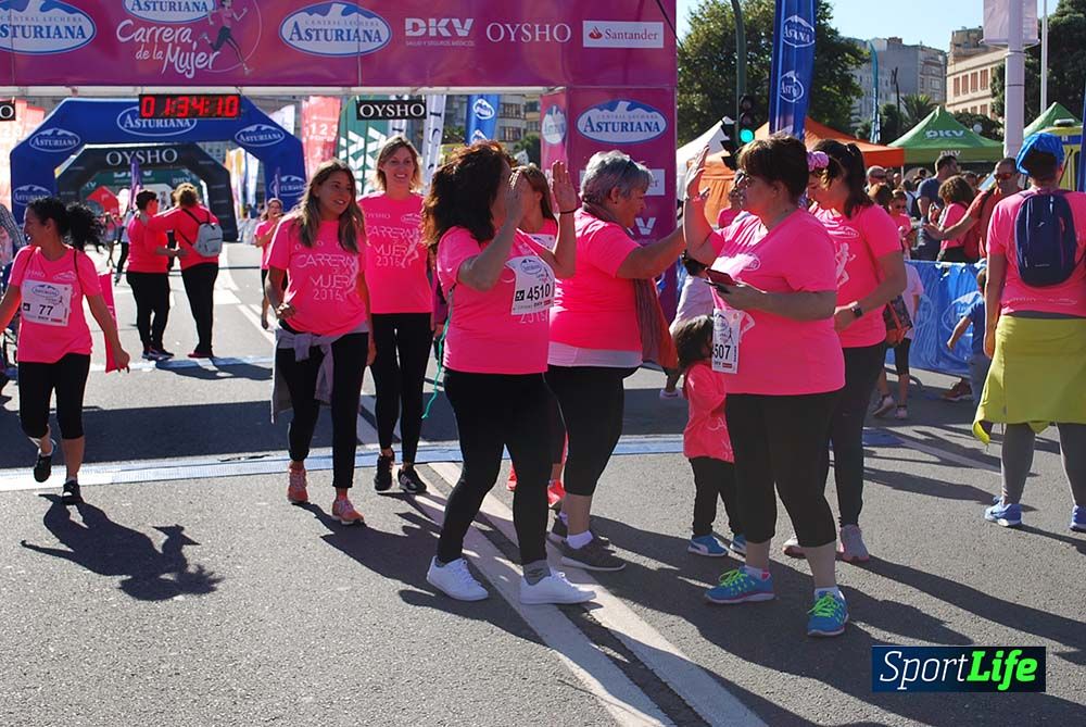 Carrera de la Mujer A Coruña meta 9 (de 1h 23´hasta el cierre de carrera)