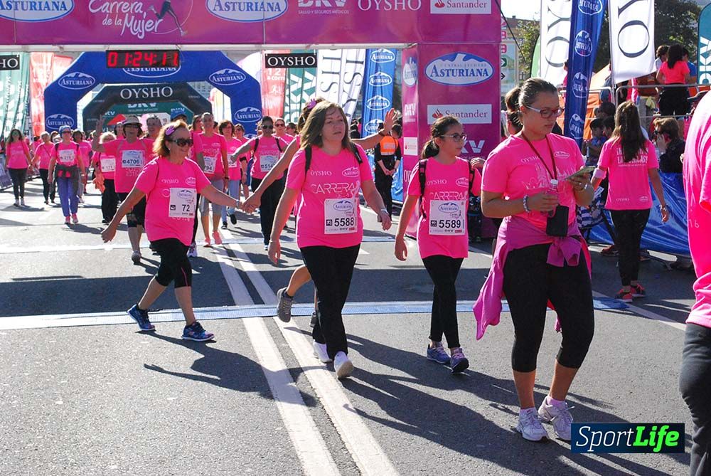 Carrera de la Mujer A Coruña meta 9 (de 1h 23´hasta el cierre de carrera)