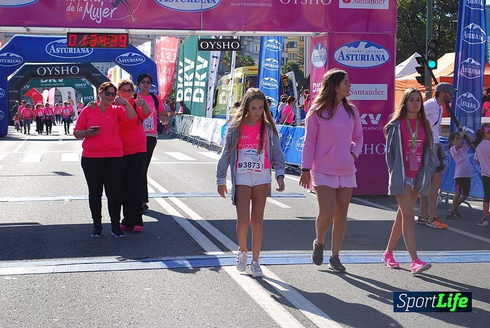 Carrera de la Mujer A Coruña meta 9 (de 1h 23´hasta el cierre de carrera)