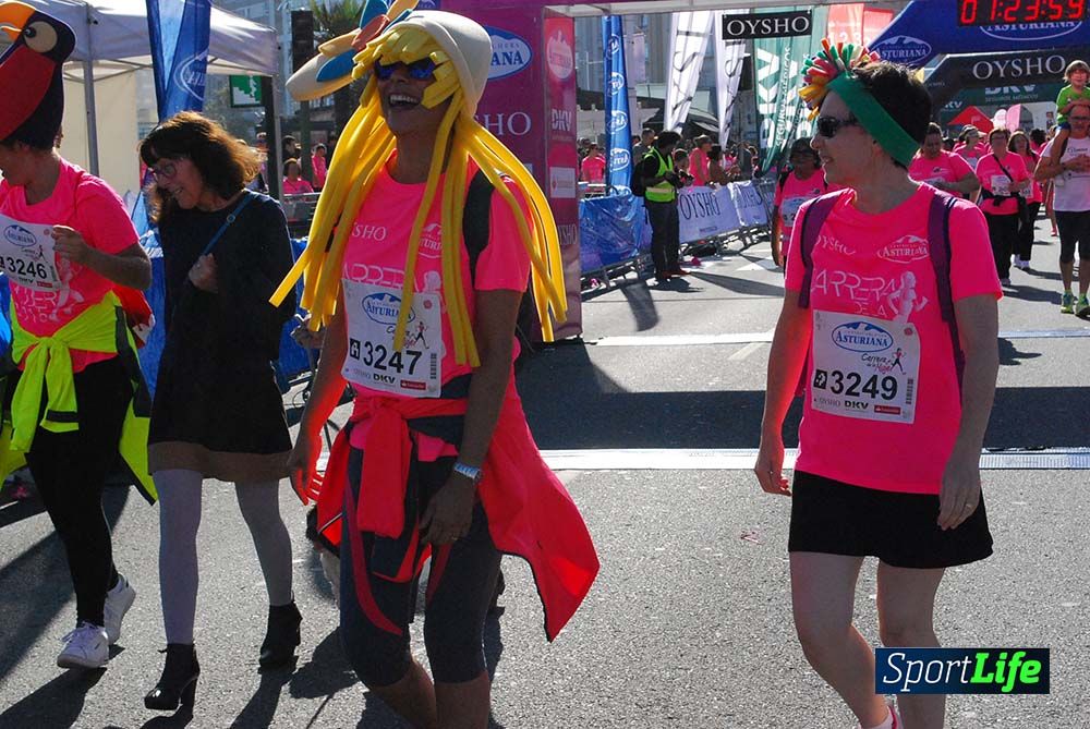 Carrera de la Mujer A Coruña meta 9 (de 1h 23´hasta el cierre de carrera)