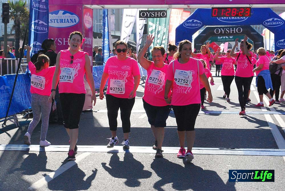 Carrera de la Mujer A Coruña meta 9 (de 1h 23´hasta el cierre de carrera)