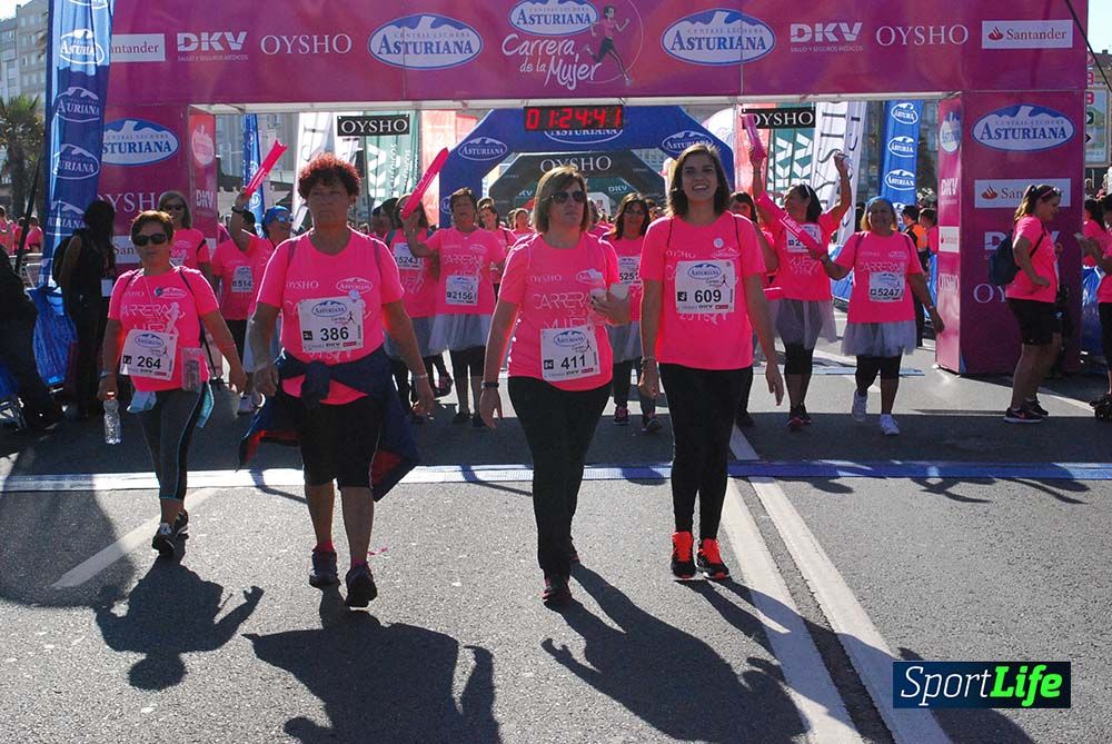 Carrera de la Mujer A Coruña meta 9 (de 1h 23´hasta el cierre de carrera)