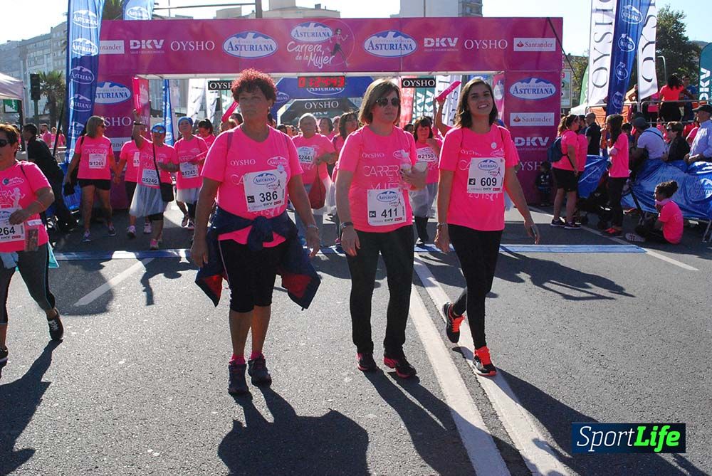 Carrera de la Mujer A Coruña meta 9 (de 1h 23´hasta el cierre de carrera)