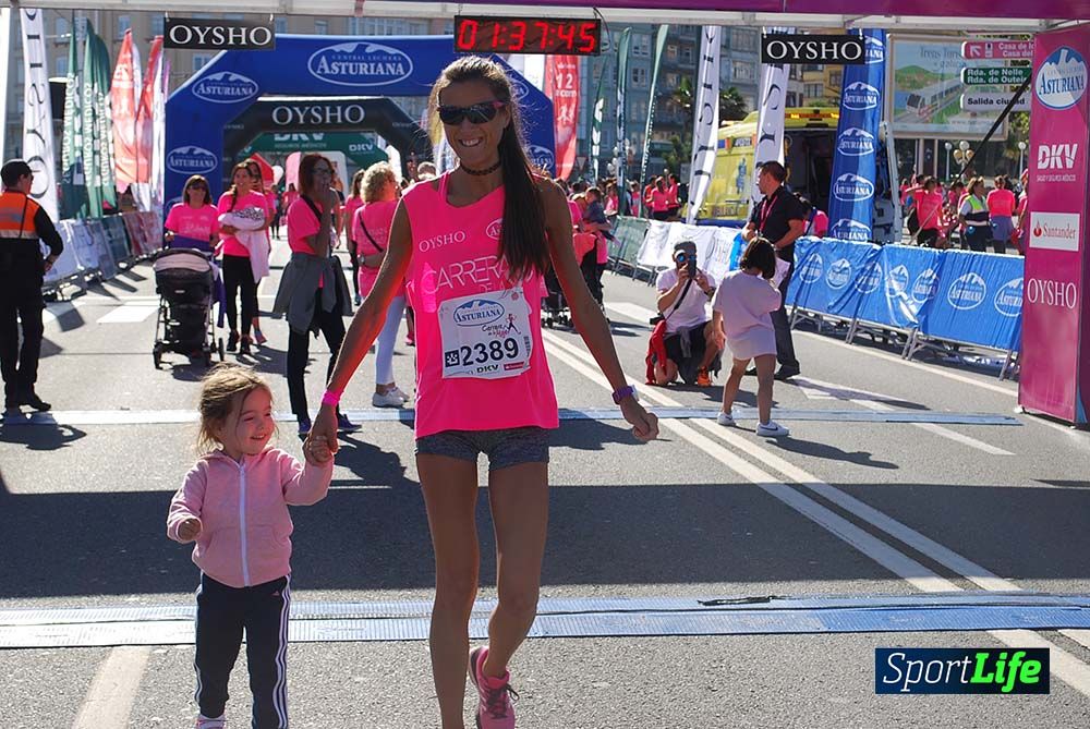 Carrera de la Mujer A Coruña meta 9 (de 1h 23´hasta el cierre de carrera)