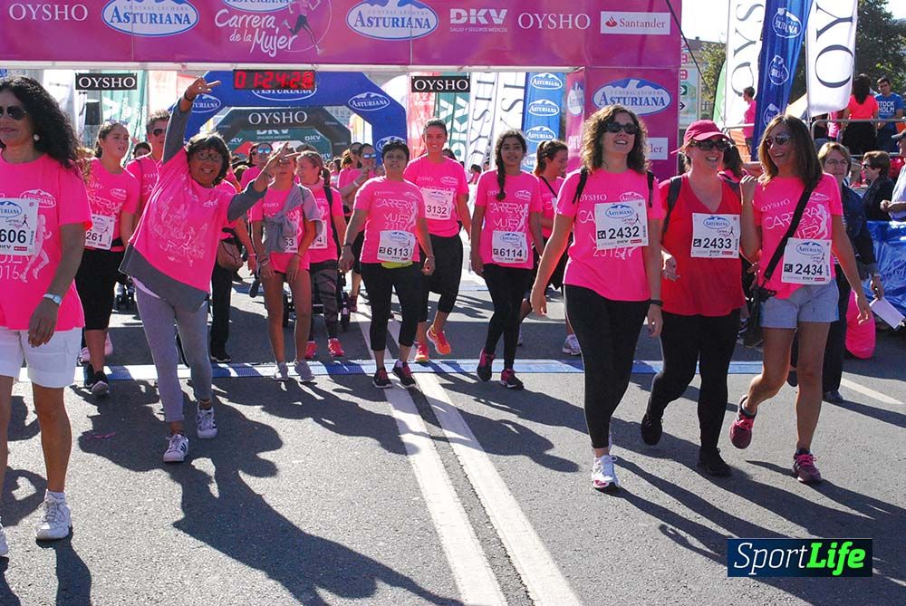 Carrera de la Mujer A Coruña meta 9 (de 1h 23´hasta el cierre de carrera)
