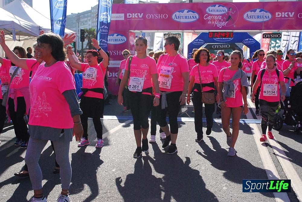 Carrera de la Mujer A Coruña meta 9 (de 1h 23´hasta el cierre de carrera)
