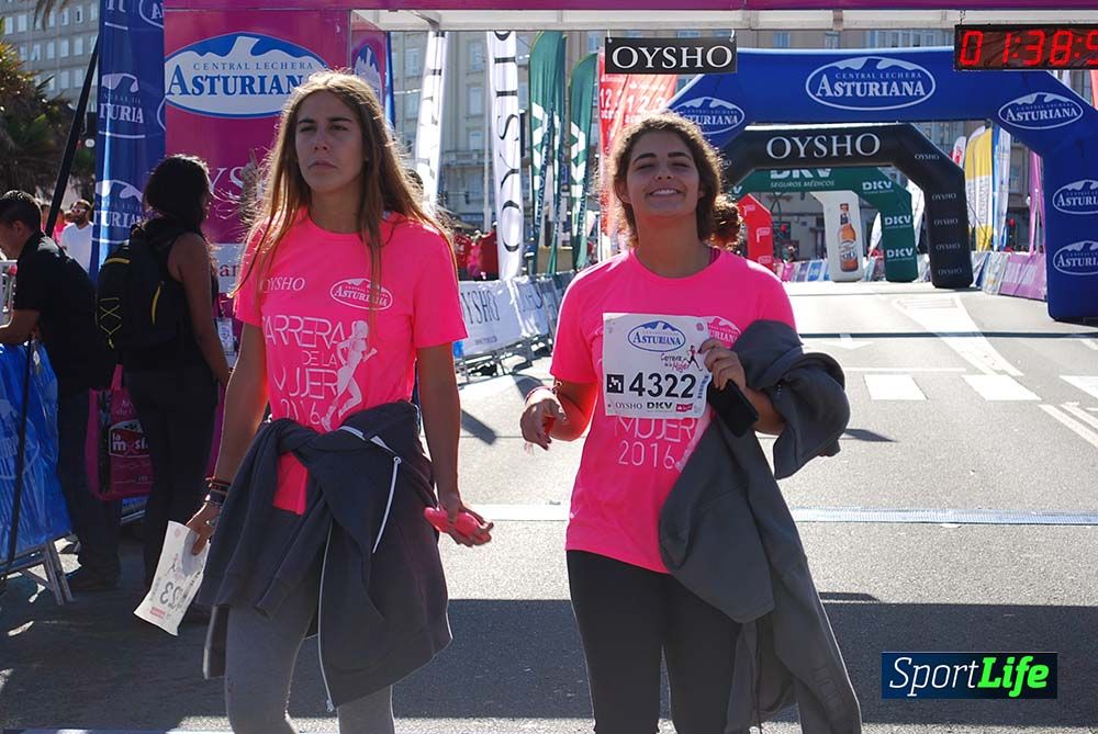 Carrera de la Mujer A Coruña meta 9 (de 1h 23´hasta el cierre de carrera)