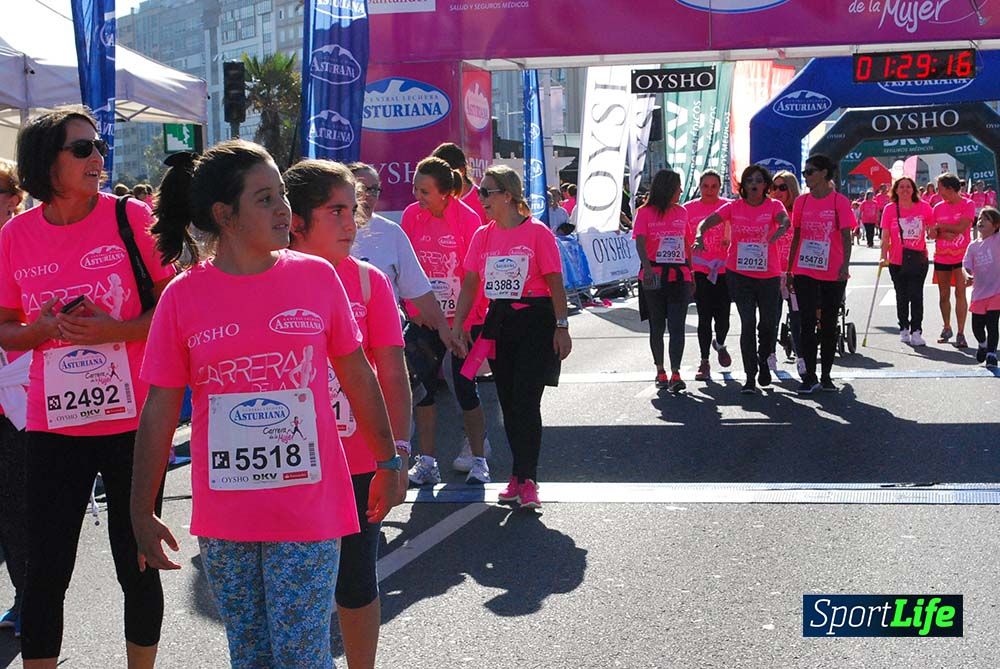 Carrera de la Mujer A Coruña meta 9 (de 1h 23´hasta el cierre de carrera)