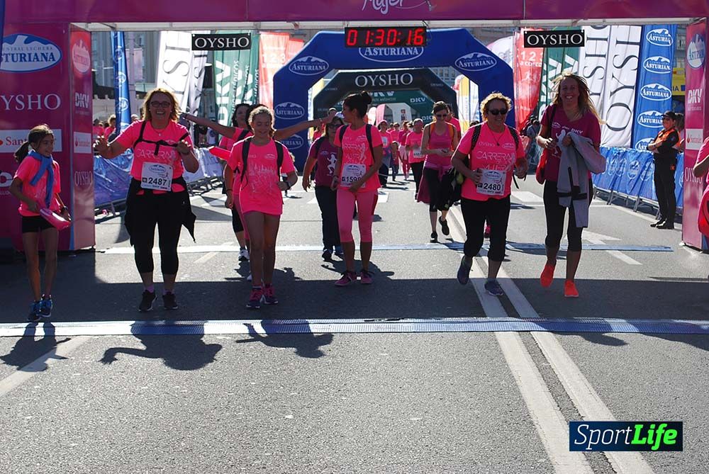 Carrera de la Mujer A Coruña meta 9 (de 1h 23´hasta el cierre de carrera)