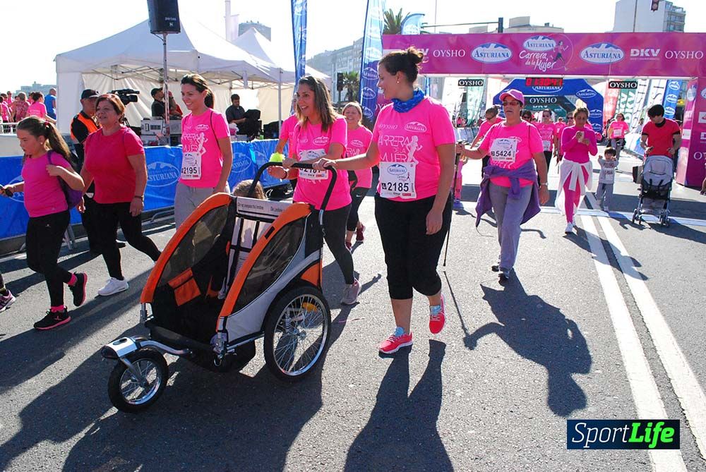 Carrera de la Mujer A Coruña meta 9 (de 1h 23´hasta el cierre de carrera)