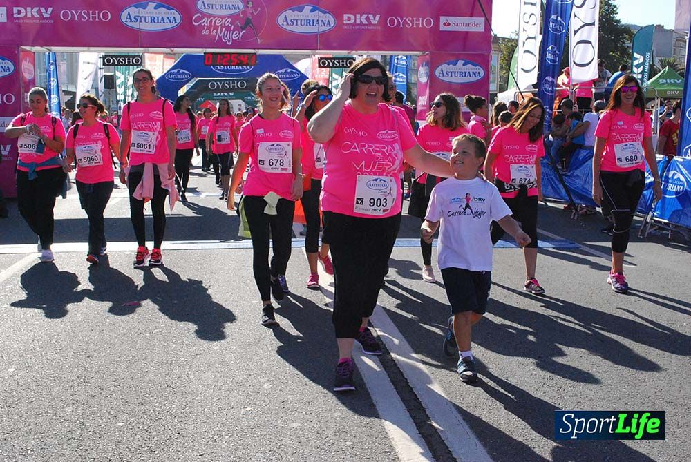 Carrera de la Mujer A Coruña meta 9 (de 1h 23´hasta el cierre de carrera)