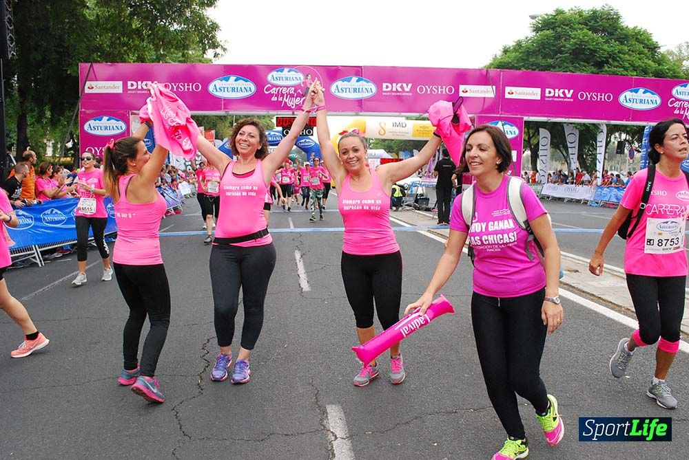 Carrera de la Mujer Sevilla meta 3 (arco derecho) desde el minuto 42 hasta el 47