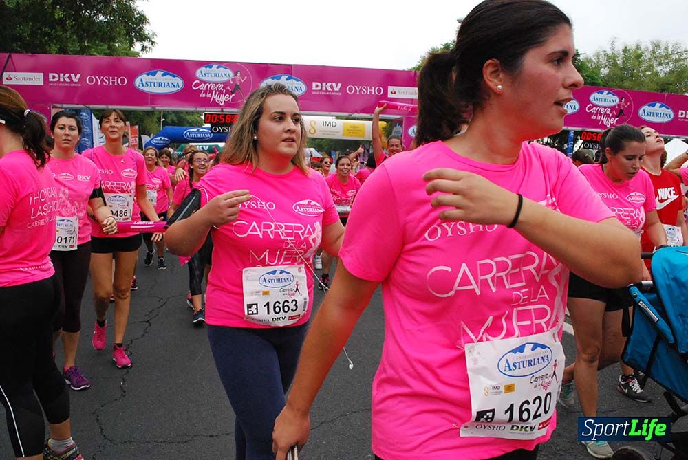 Carrera de la Mujer Sevilla meta 7 (arco derecho) desde el minuto 57 hasta 1h