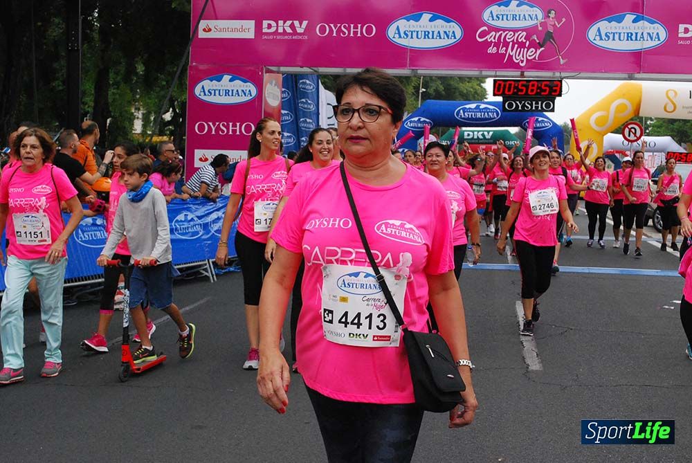 Carrera de la Mujer Sevilla meta 7 (arco derecho) desde el minuto 57 hasta 1h