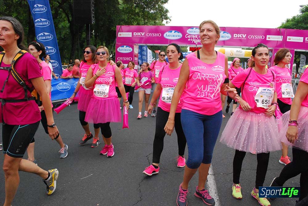 Carrera de la Mujer Sevilla meta 7 (arco derecho) desde el minuto 57 hasta 1h