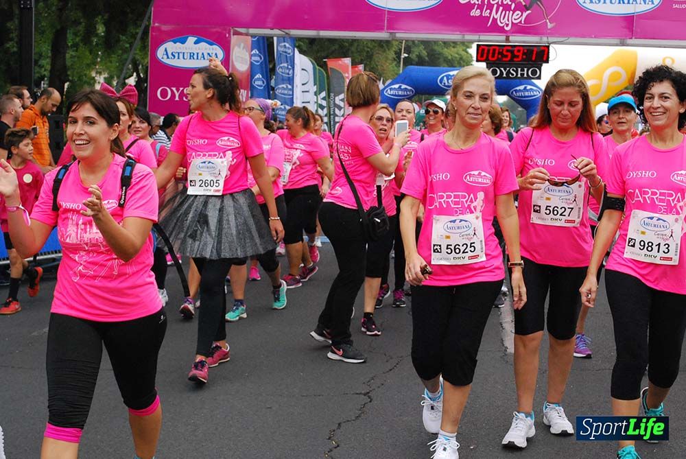 Carrera de la Mujer Sevilla meta 7 (arco derecho) desde el minuto 57 hasta 1h