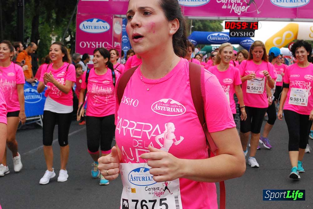 Carrera de la Mujer Sevilla meta 7 (arco derecho) desde el minuto 57 hasta 1h