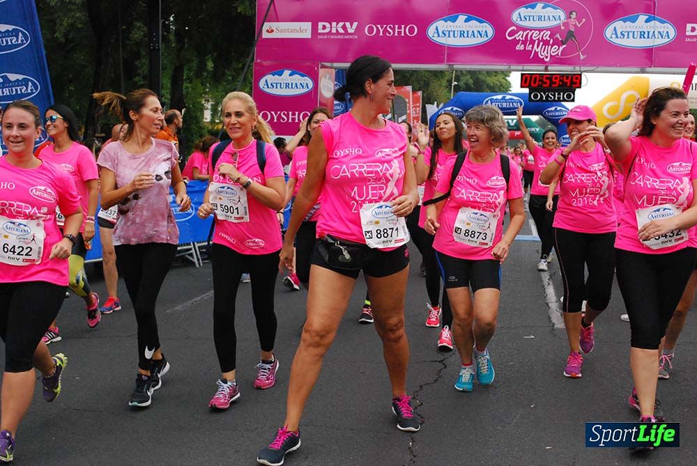 Carrera de la Mujer Sevilla meta 7 (arco derecho) desde el minuto 57 hasta 1h
